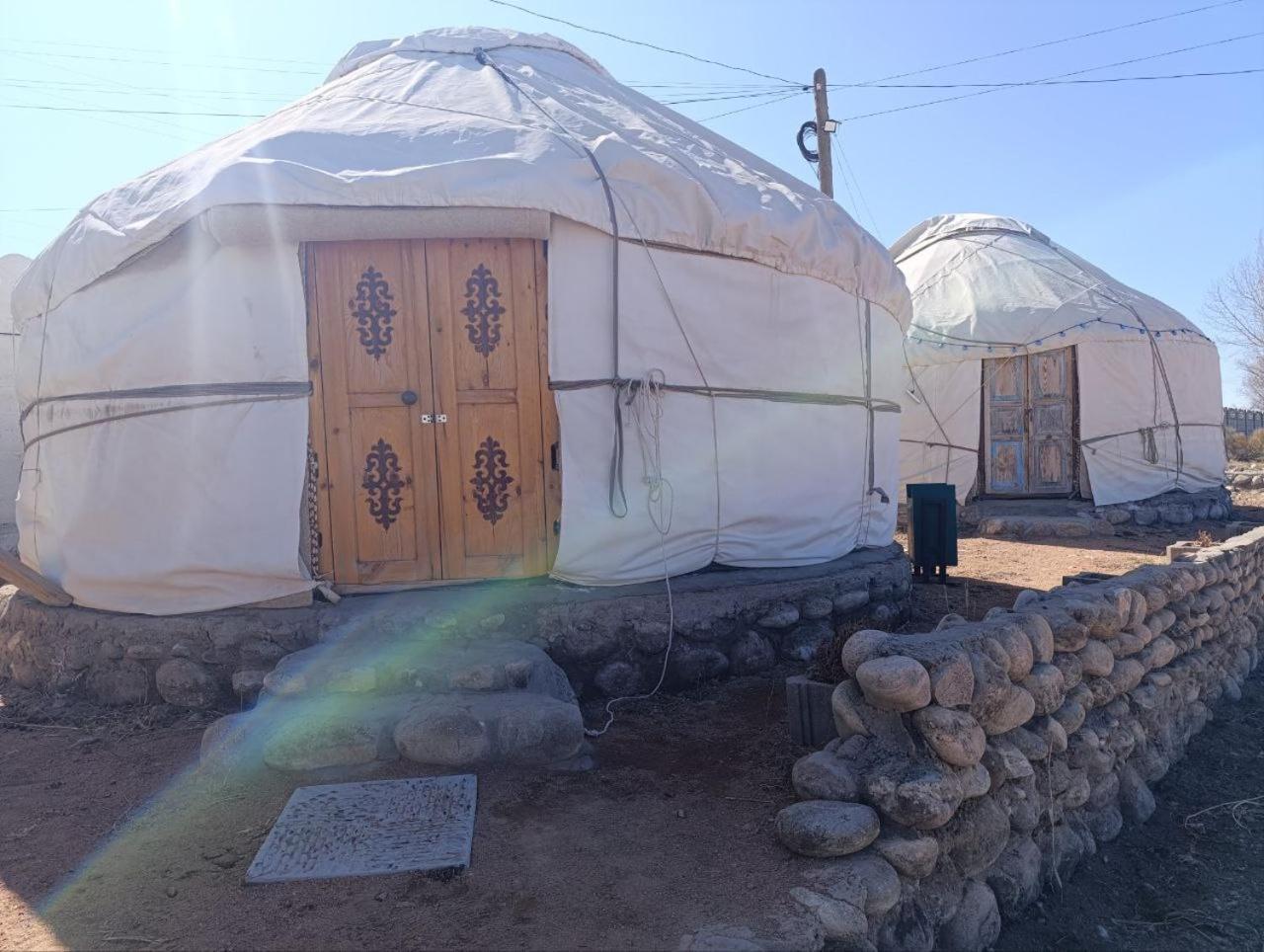 Guest House And Yurt Camp "Ailuu" Tong Luaran gambar